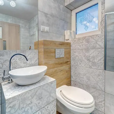 Sauna-balia-apartamenty Goraleczka Ii 民宿